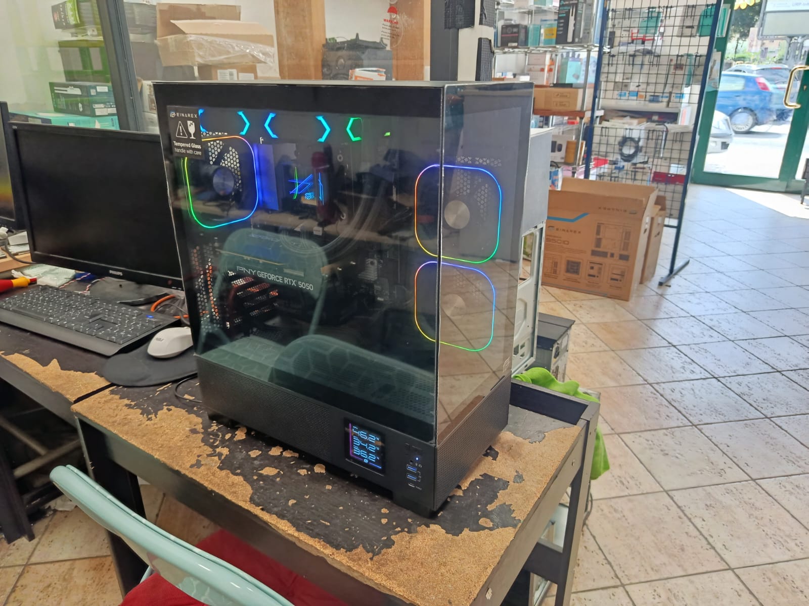 PC Gaming PNY RTX 5050 RGB Multicolor